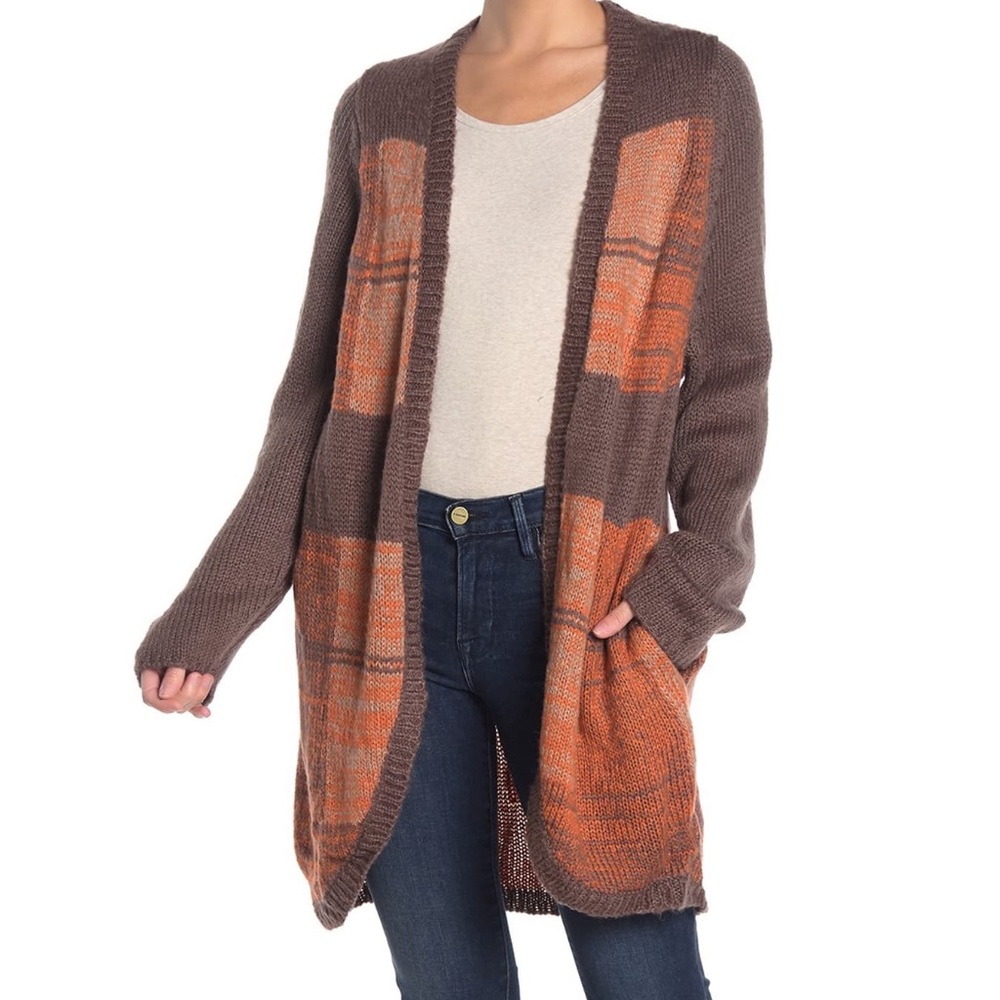 Vertigo long duster sweater cardigan M
